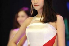 广元成都特大模特兼职**(成都服拆模特兼职是实的吗)