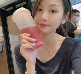 广元雇用网红商务伴游女(雇用网红商务伴游女员工)