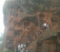 广元乐山旅游攻略(乐山旅游攻略自由行路线推荐)