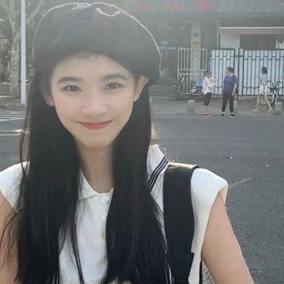 广元商务伴游带客户去看海豚表演
