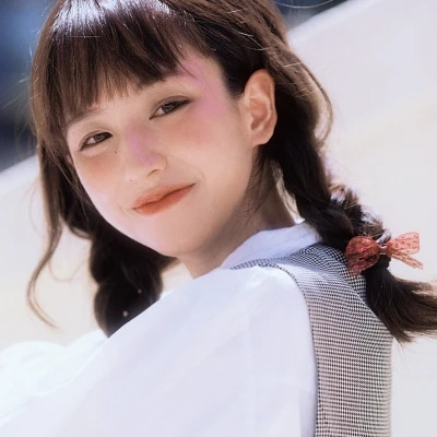 广元伴游女生郑晓晴的资料
